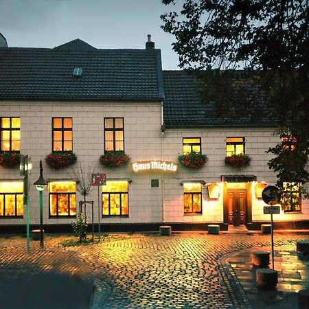 Landhaus Michels Garni Kaarst Esterno foto