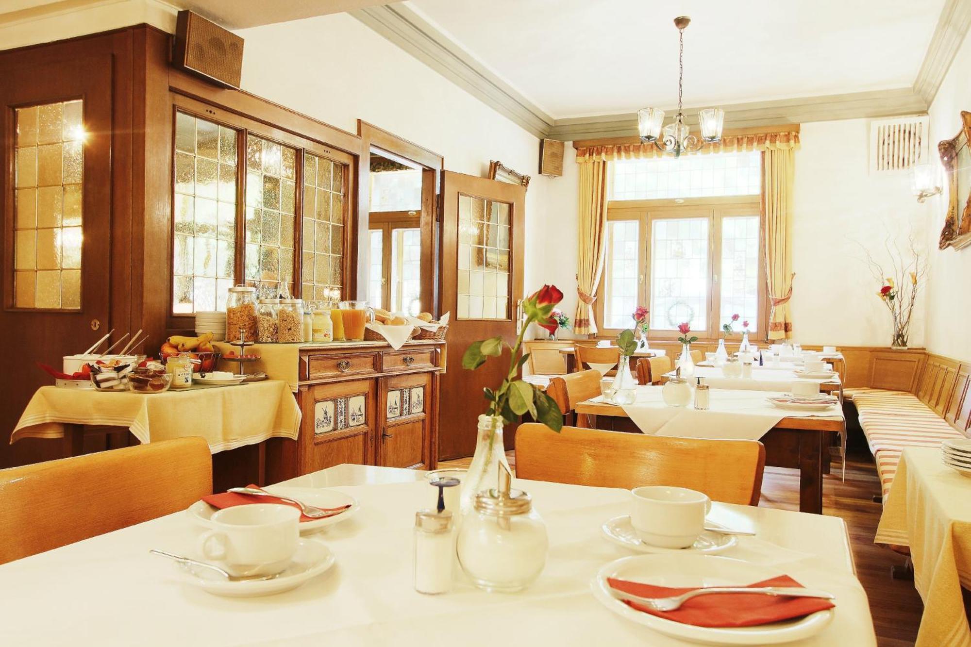 Landhaus Michels Garni Kaarst Esterno foto
