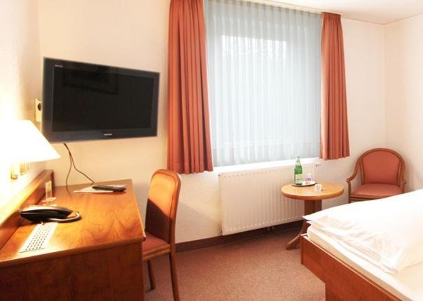 Landhaus Michels Garni Kaarst Esterno foto